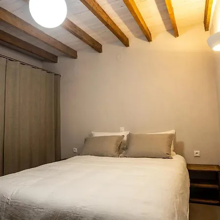 Vevi Villas *